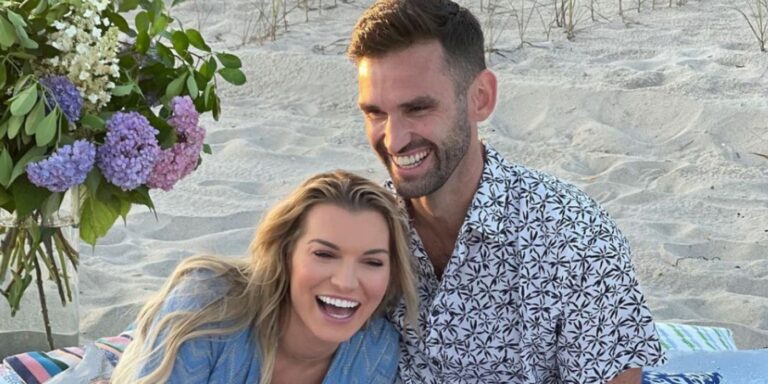 Summer House's Lindsay Hubbard and Carl Radke smiling on the beach