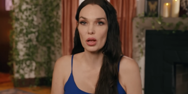 Fiancé de 90 jours: Instagram, âge, travail et plus de Holly Weeks