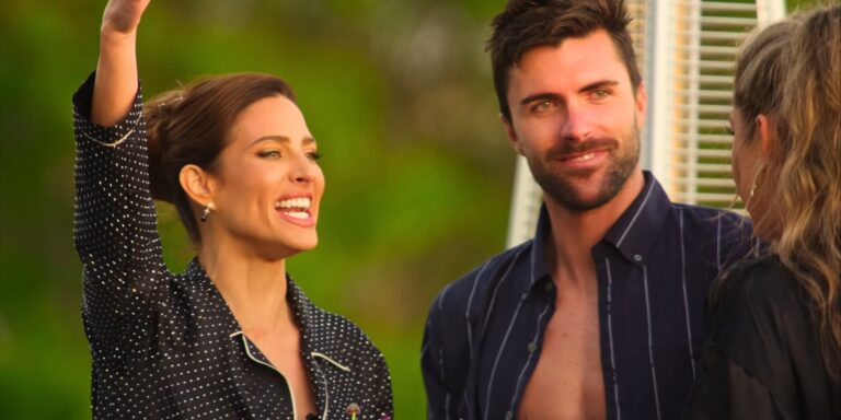 Vendre The OC : Polly Brindle a parlé du baiser ivre avec Tyler (tout ce qu'elle a dit jusqu'à présent)