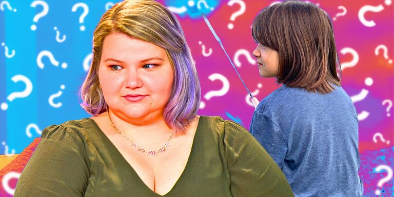90 Day Fiancé Nicole Nafziger in green dress with short purple hair with daughter in back