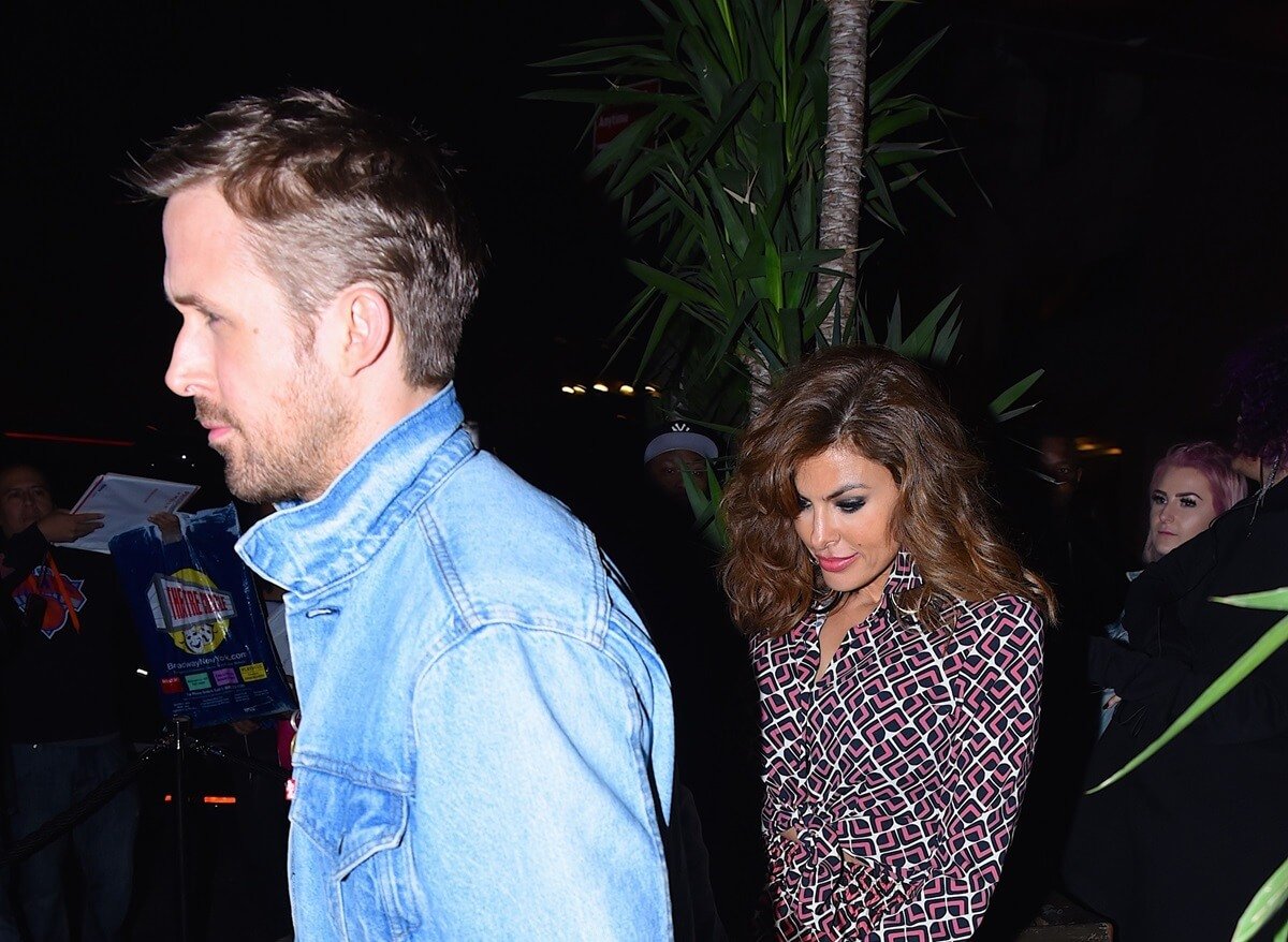 Qui a un filet plus élevé Ryan Gosling ou Eva Mendes?