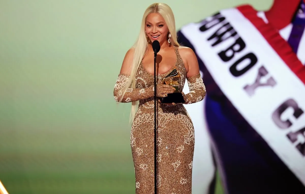 Beyoncé fait ses débuts sur le nouveau gril personnalisé et vous ne croirez pas à quel point cela coûte