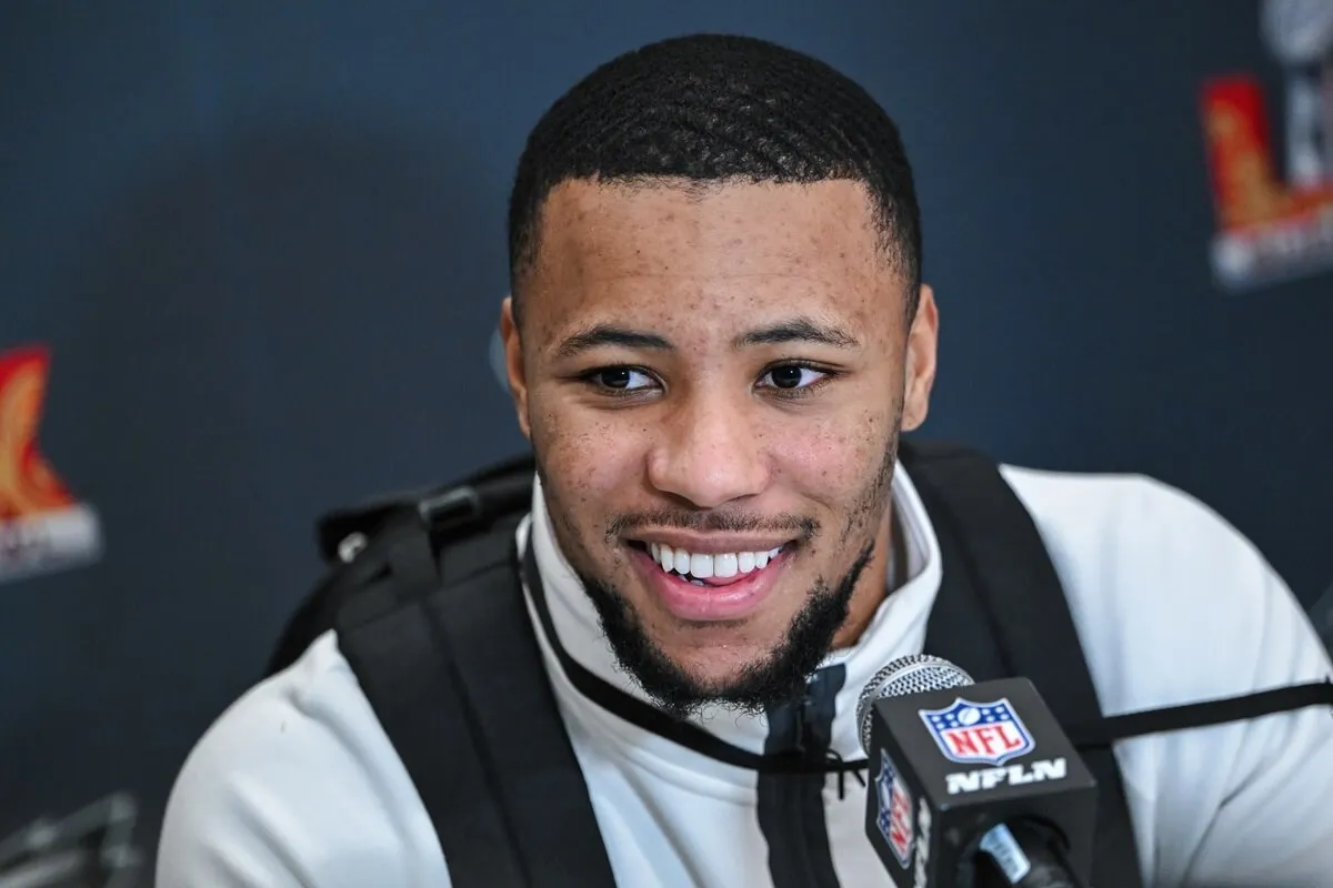 À l'intérieur de la star des Eagles de Philadelphie, le nouveau manoir de 10 000 pieds carrés de Saquon Barkley