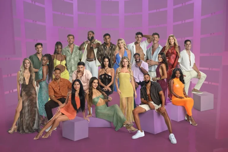CONCUPATION DE SAISON 3 de la saison 3 'Perfect': Rencontrez les simples (y compris le couple que nous connaissons, a trouvé l'amour)