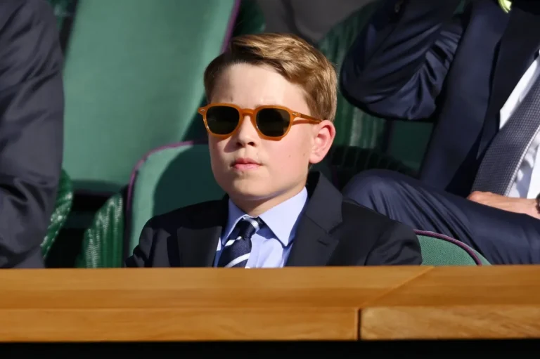 Le palais supprime la photo après une erreur embarrassante avec le post d'anniversaire de Prince George
