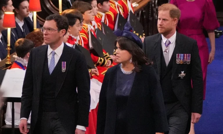 Lecteur de lèvres révèle une question de 5 mots, le prince Harry a demandé à son cousin, la princesse Eugénie, l'une des dernières fois où ils ont été vus ensemble