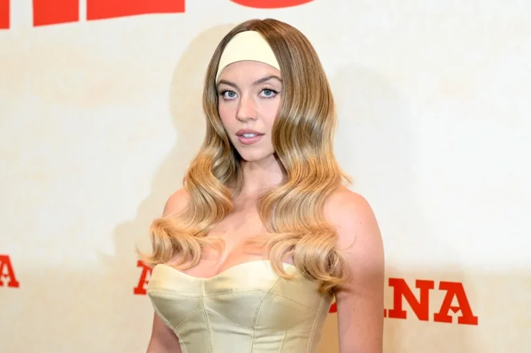 À l'intérieur du manoir de 13,5 millions de dollars de Sydney Sweeney dans les Florida Keys