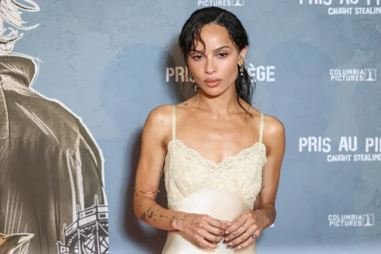 À quel point Zoë Kravitz est-il plus âgé que Harry Styles? Ils ont été aperçus en train de s'embrasser à Londres