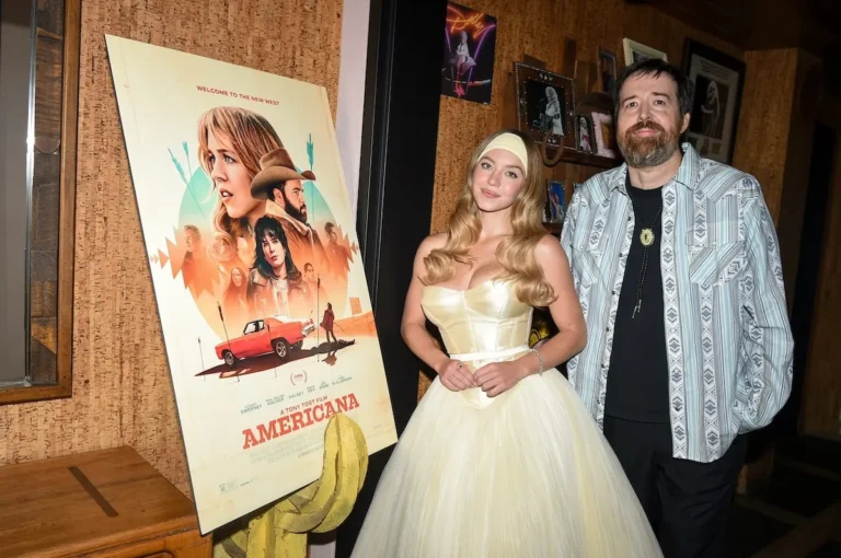 Bombe au box-office? Pourquoi Lionsgate n'appelle pas un échec de «Americana» de Sydney Sweeney