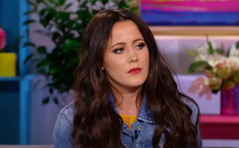 Jace Evans offre une mise à jour sur sa situation de vie; Dit Jenelle Evans l'a bloqué