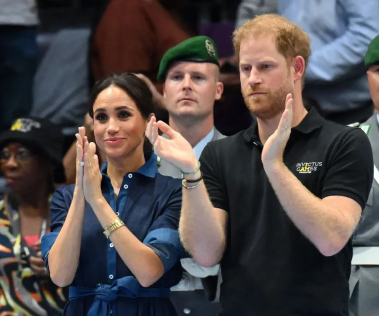 L'accord de Netflix `` Downraded '' de Prince Harry et Meghan est une `` gifle en face '' après que le duc a dit qu'il avait besoin d'argent