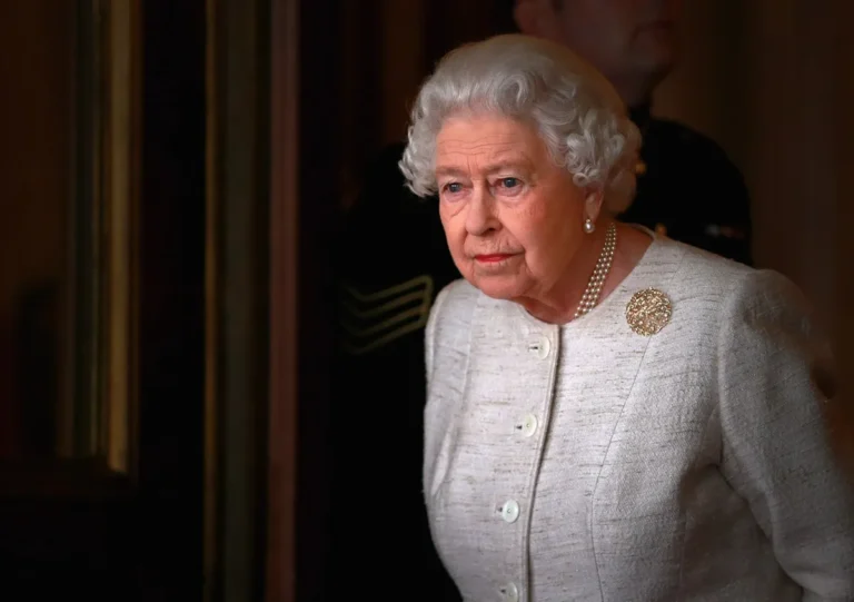 L'ancien chef de la reine Elizabeth révèle pourquoi les membres de la famille ne lui rendraient jamais visite le jour de son anniversaire