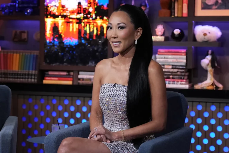 La star de `` Rhoc '', Katie Ginella, a tisé billets sur la conduite sans permis valide