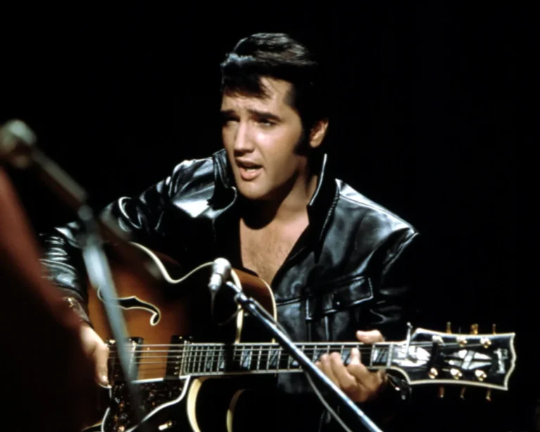 Le beau-frère d'Elvis Presley a critiqué le biopic dirigé par Austin Butler pour avoir fait ressembler Elvis à un «wimp»
