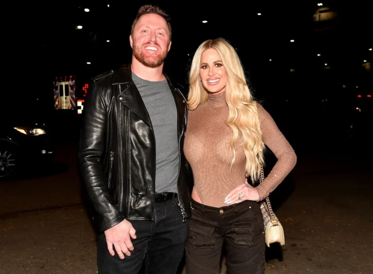 Le divorce de Kim Zolciak devient laid alors que l'Ex Kroy Biermann dépose pour la garde primaire, l'accuse d'abus