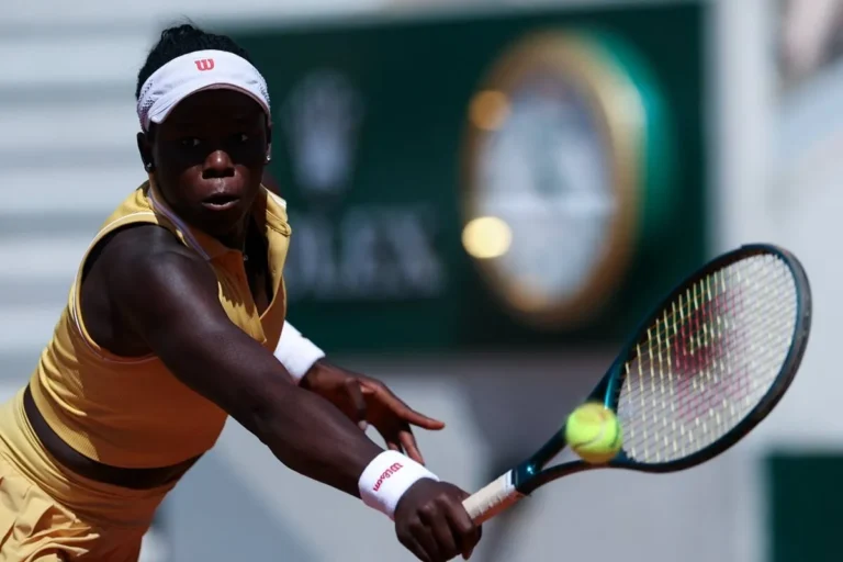Qui sont les parents de Victoria Mboko et pourquoi son frère a dû arrêter de jouer au tennis
