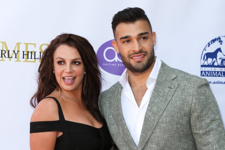 Sam Asghari répond à Britney Spears appelant leur mariage faux: «très réel pour moi»