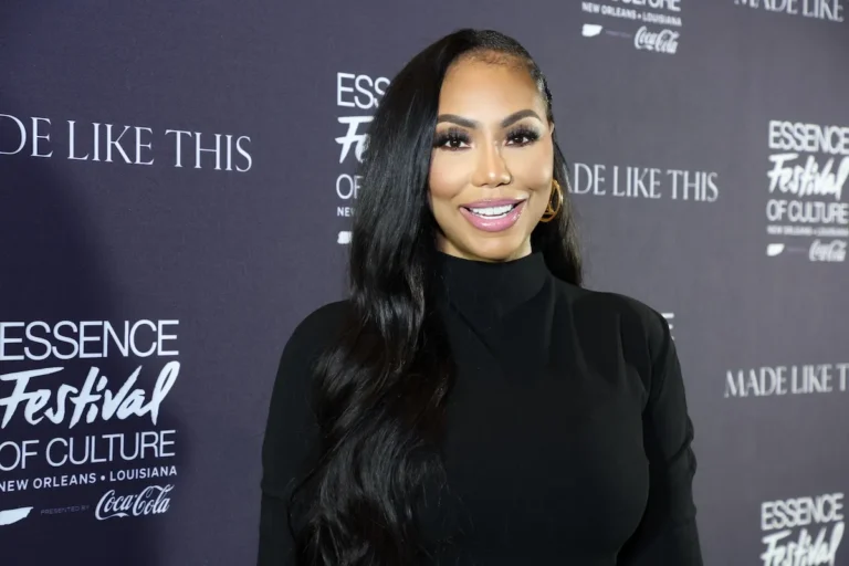 Tamar Braxton révèle qu'elle `` est presque morte '' après un accident effrayant: 'Trouvé dans une mare de sang'