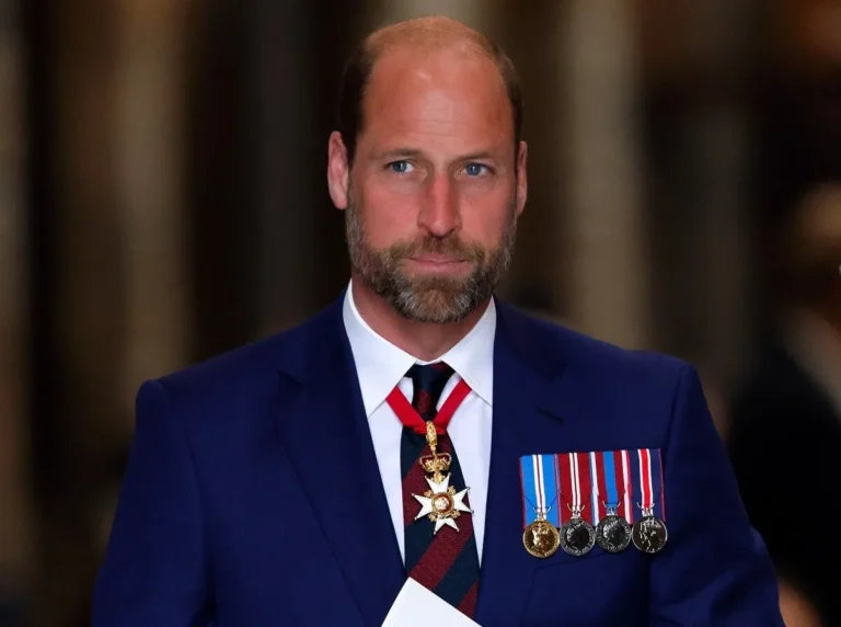 Travailler pour le prince William signifie avoir «un patron rigoureux» qui «envoie des dizaines de messages» le week-end