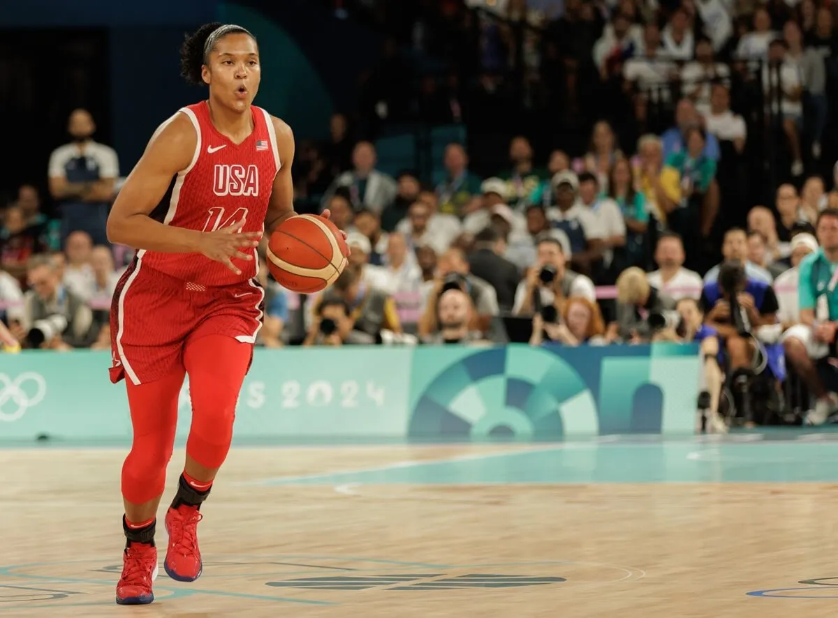 La star de Phoenix Mercury Alyssa Thomas est fiancée à un autre joueur de la WNBA
