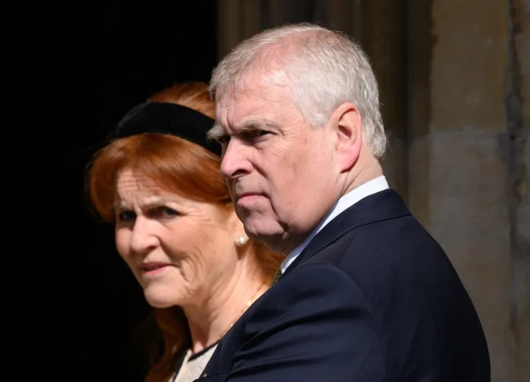 Le prince Andrew en faillite aurait eu du mal à financer l'entretien du Royal Lodge, où il vivait sans loyer