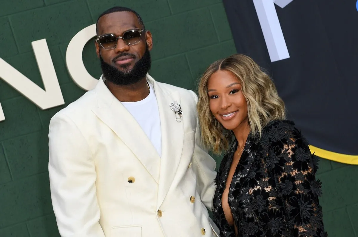 Combien LeBron James est-il plus âgé que sa femme Savannah James ?