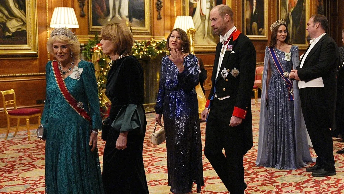 Fini l’ancien et place au nouveau ; La reine Camilla et Kate brisent la tradition de longue date de la reine Elizabeth lors d'un banquet