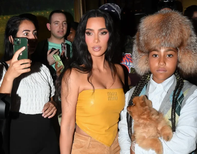« Shark Grillz » de North West fait tourner les têtes, mais elle a déjà reçu des cadeaux de Noël uniques