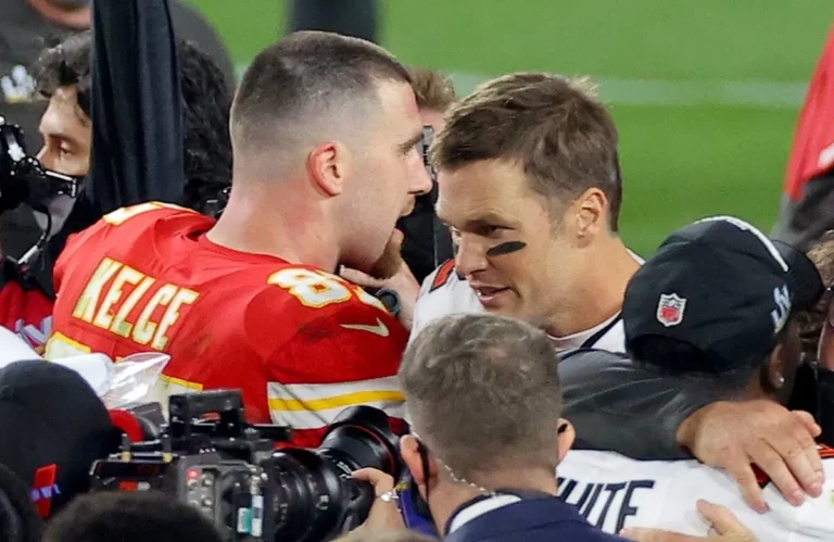 Ce que Travis Kelce doit faire pour devenir plus riche que Tom Brady s'il prend sa retraite maintenant