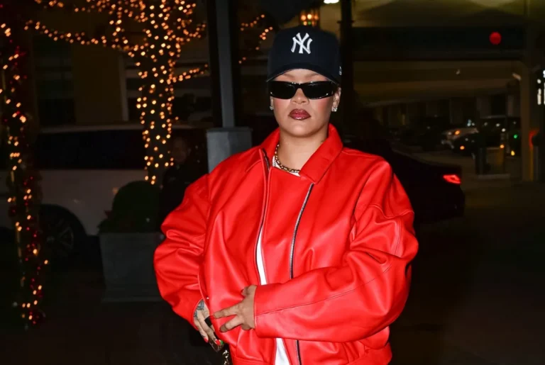 Chaque fois que Rihanna met fin aux rumeurs d'une querelle avec Beyoncé