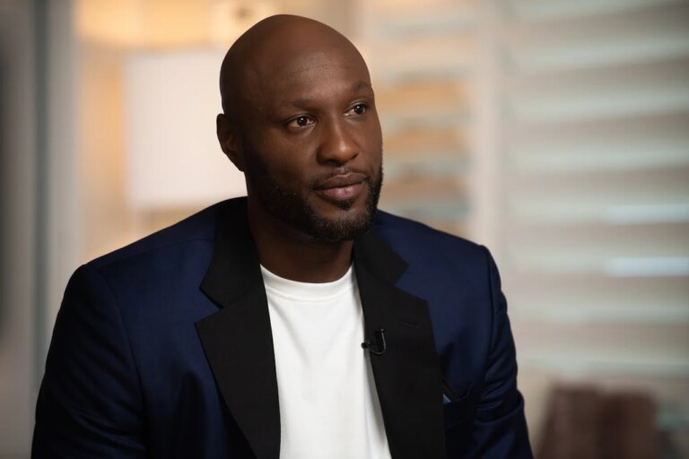 Combien de fois Lamar Odom est-il allé en cure de désintoxication ?