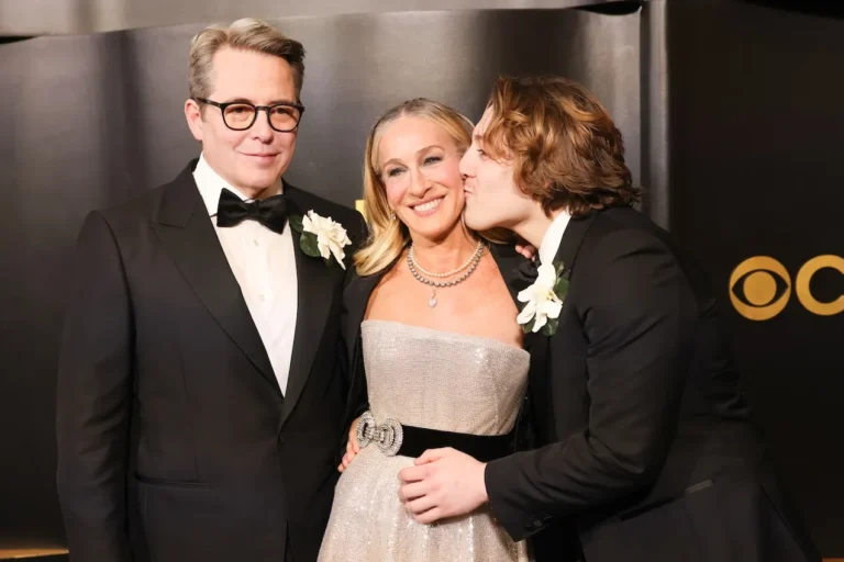 Couleurs et créateurs porte-bonheur des Golden Globes : ce que portent généralement les actrices gagnantes lors de la soirée de cérémonie