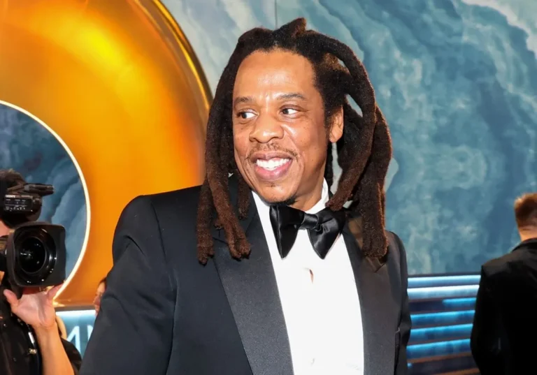 Grammy Seat Filler révèle un moment gênant de Jay-Z qui a laissé tout le monde dans le public mal à l'aise