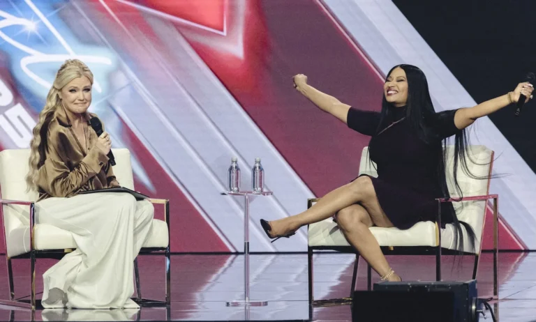 Le relooking MAGA de Nicki Minaj : comment le rappeur est devenu un allié de Trump