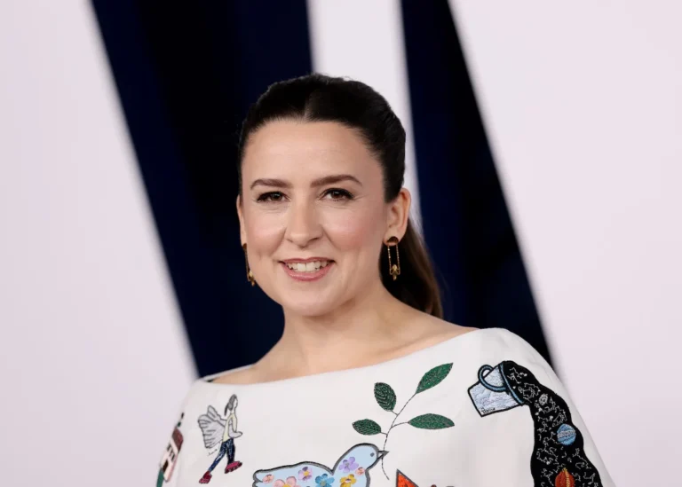 Mme Rachel présente des excuses émotionnelles après avoir accidentellement « aimé » un commentaire antisémite