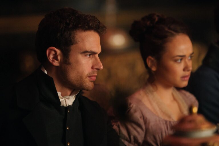 Attention, fans de "Bridgerton": un drame sexy de régence incontournable avec Theo James arrive en streaming gratuit sur PBS
