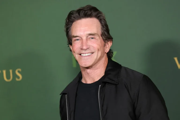 Jeff Probst participera « enfin » à « Survivor » après des années à parler « tant de claquements » à propos des joueurs