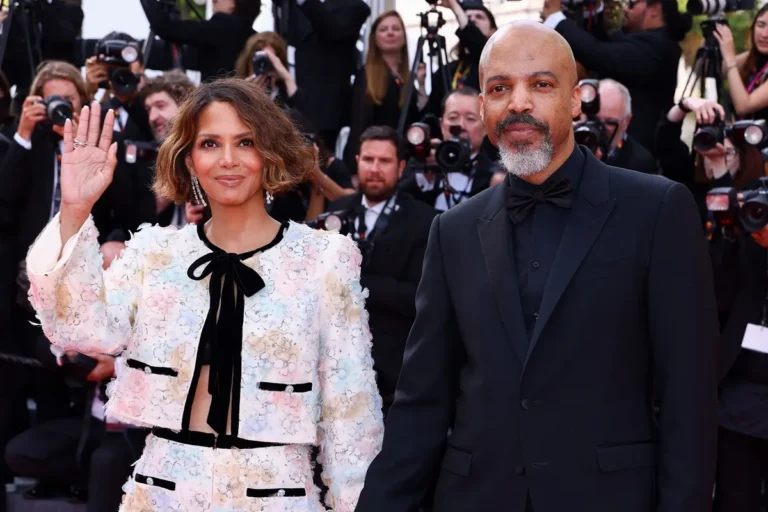 La bague de fiançailles époustouflante de Halle Berry du fiancé Van Hunt coûte plus qu'une maison