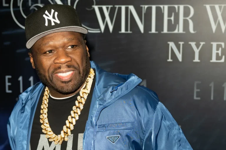 La publicité de 50 Cent pour le Super Bowl vise Diddy et Floyd Mayweather