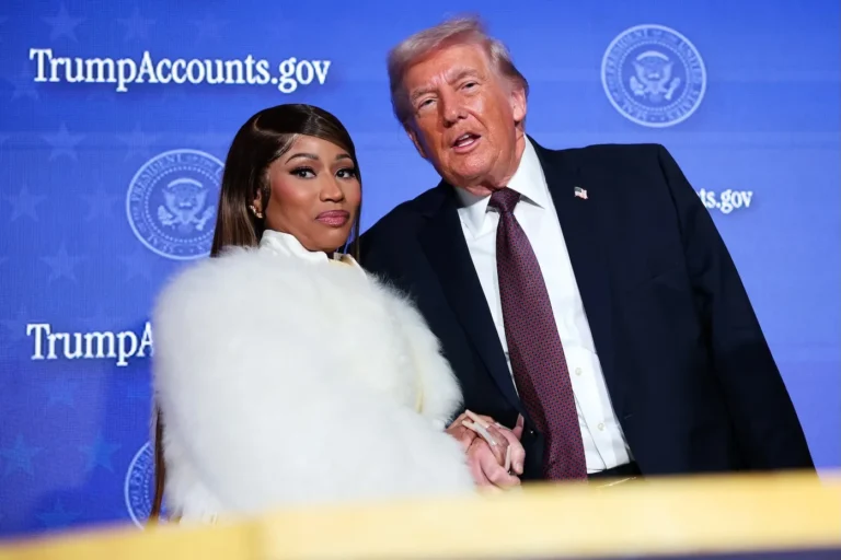 Nicki Minaj suscite le buzz avec des images IA de Donald Trump en rose pour la journée du président