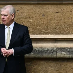 Royal Source aborde les photos d&rsquo;Andrew Mountbatten-Windsor avec une énorme ecchymose au visage