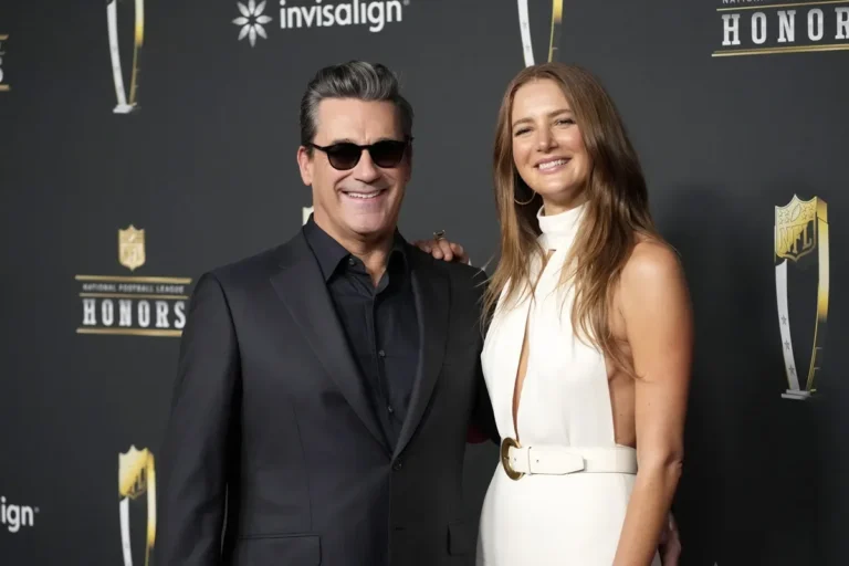 Qui est la femme de Jon Hamm, Anna Osceola ?