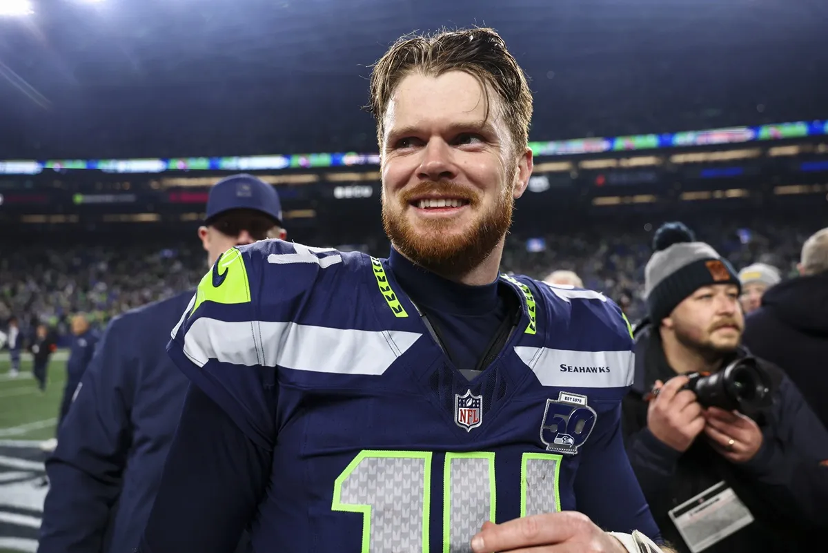 Qui est la fiancée du quart-arrière des Seahawks de Seattle Sam Darnold, Katie Hoofnagle ?
