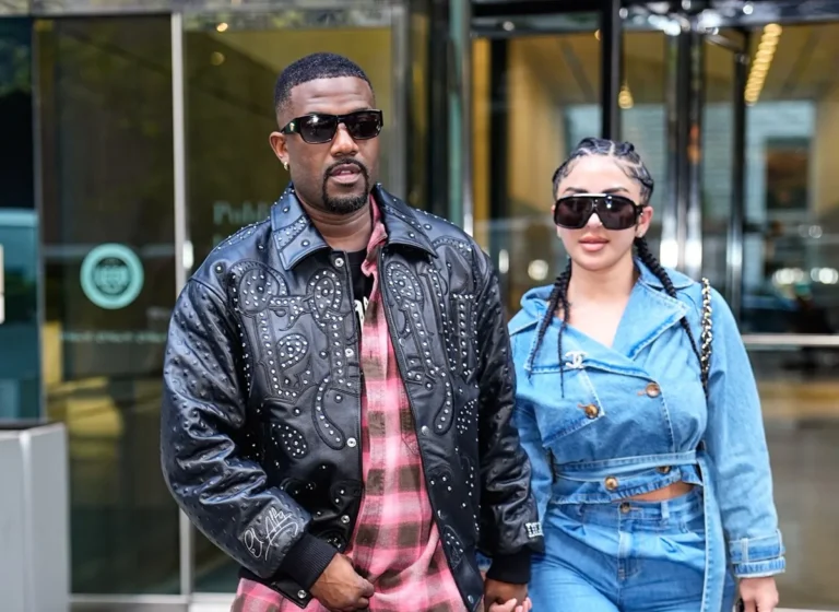 Ray J a une fois embarrassé sa petite amie en lui disant qu'il ne l'aimerait jamais lors d'un livestream chargé