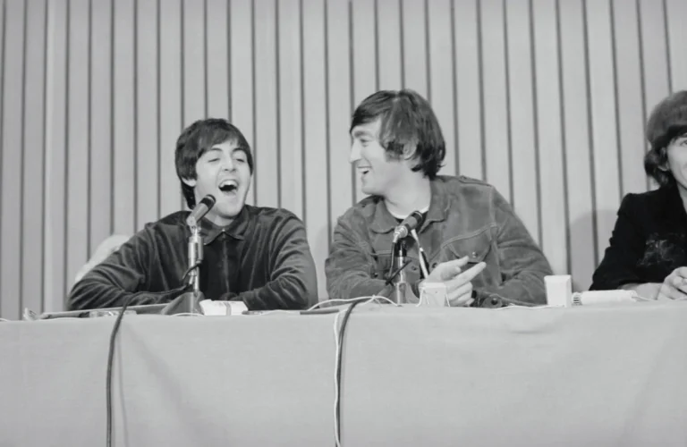 John Lennon et Paul McCartney avaient une « chimie unique dans un millénaire », a déclaré Sean Lennon