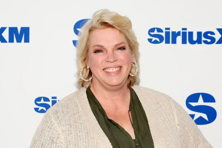 La star de "Sister Wives", Janelle Brown, publie un message touchant à son défunt fils Garrison à l'occasion de l'anniversaire de sa mort