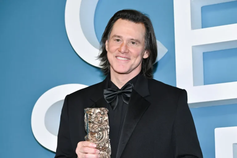 Le représentant de Jim Carrey a répondu sans détour aux rumeurs selon lesquelles il aurait été remplacé par un clone
