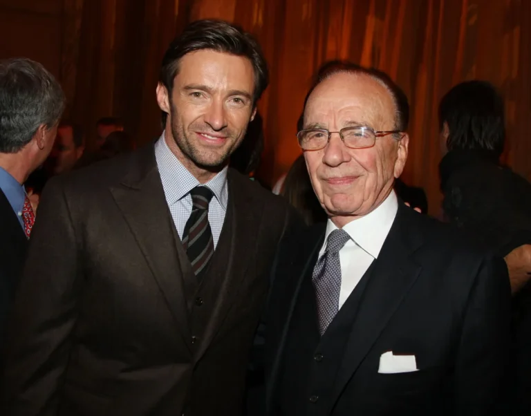 Les fans qualifient Hugh Jackman de « la plus grande vente » après sa représentation à l'anniversaire de Rupert Murdoch