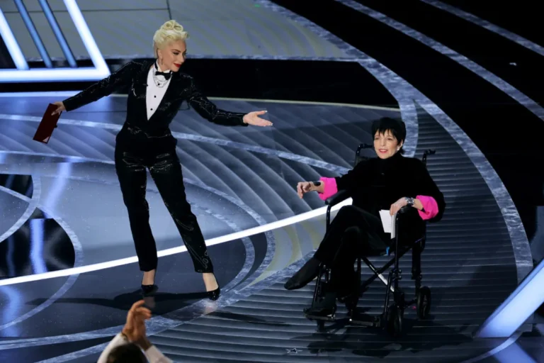 Liza Minnelli s'est sentie « sabotée » par son apparition aux Oscars avec Lady Gaga