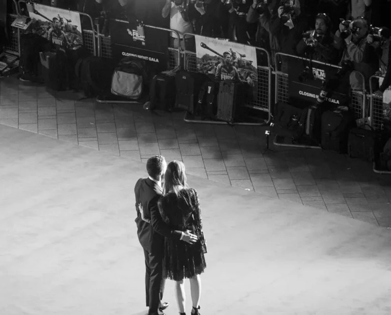 Shia LaBeouf et Mia Goth : une chronologie complète de leur relation